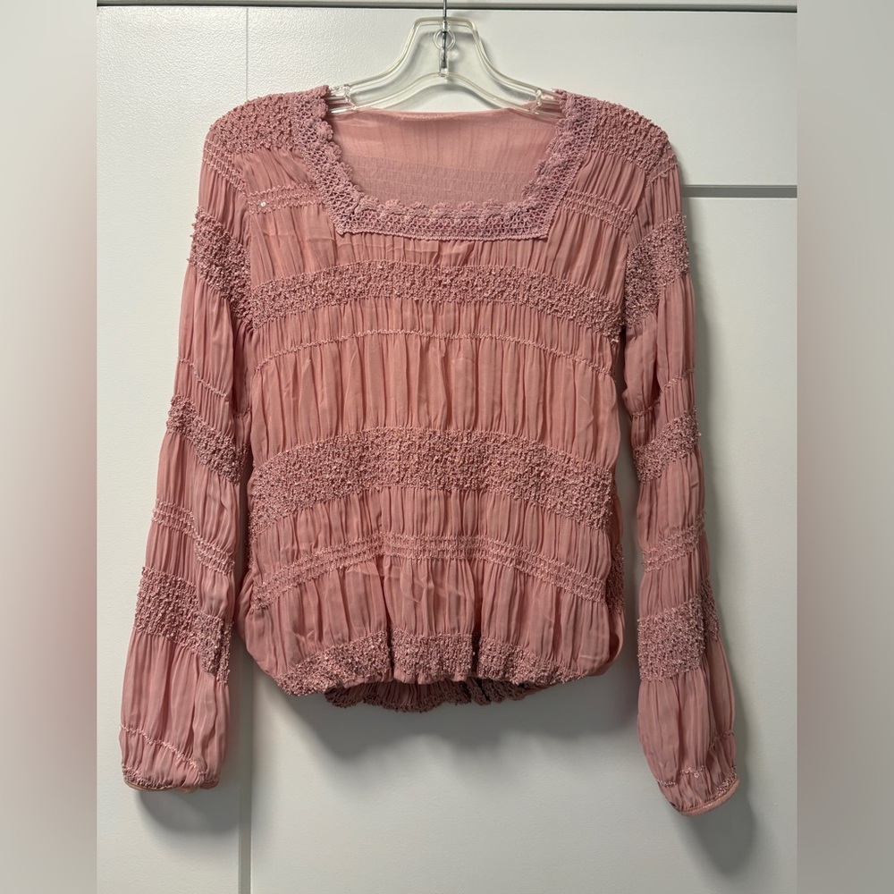 BRAND NEW Women's Pink Lace Sequins Scrunchy Blouse